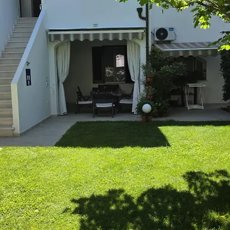 La Casa Di Laura דירה