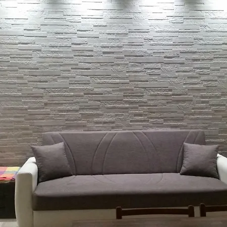 La Casa Di Laura 토르톨리